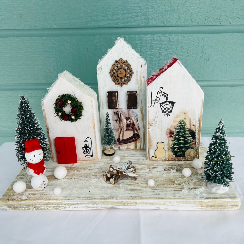 Wood House Christmas Village, Painted Houses, Centerpieces